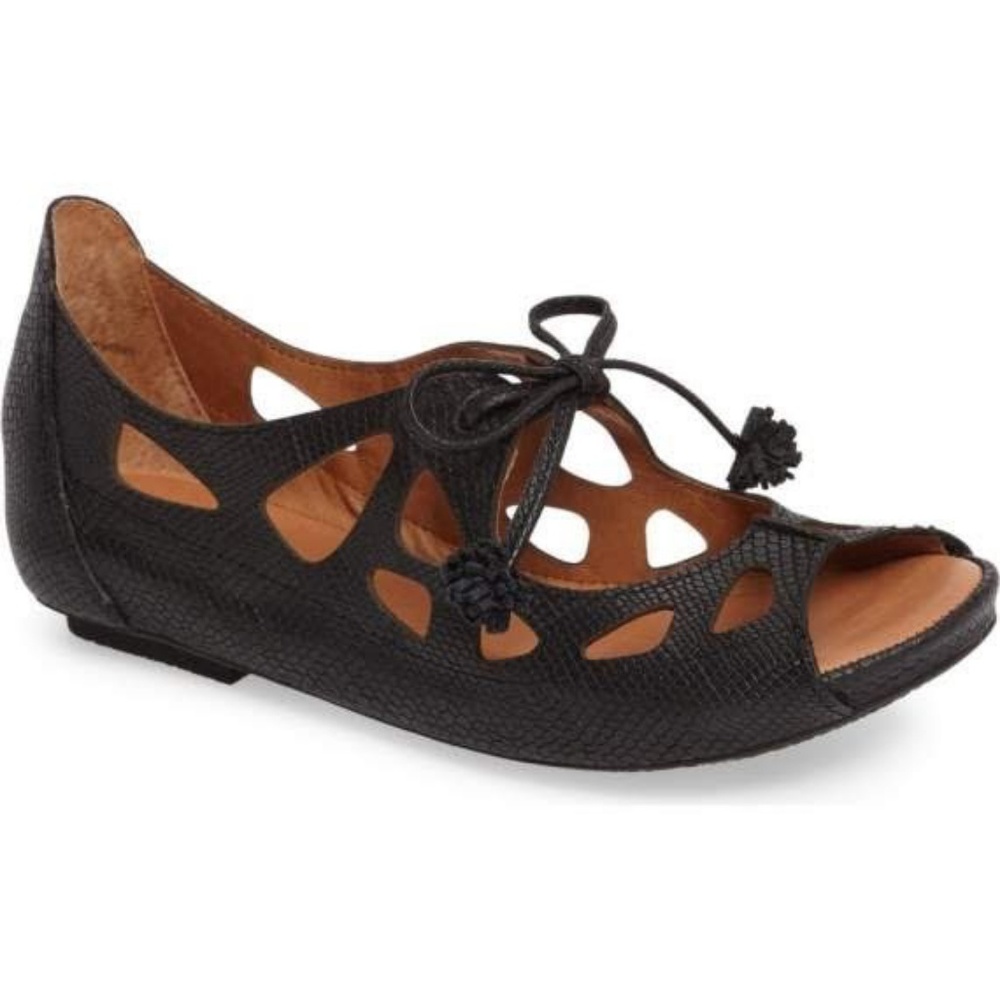 53%OFF Gentle Souls "Brynn" Sandals Size 6M